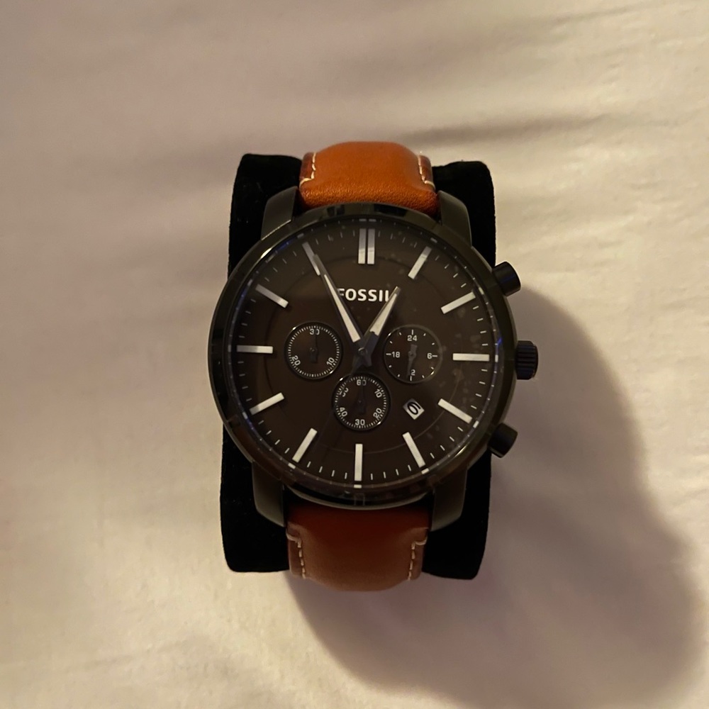 Men’s Fossil Watch with Brown Leather Band